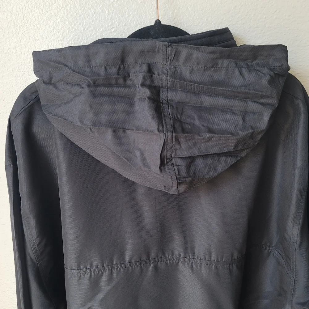 Avia Kid's Half Zip Lightweight Jacket Size XLarge (16-18) In Black
